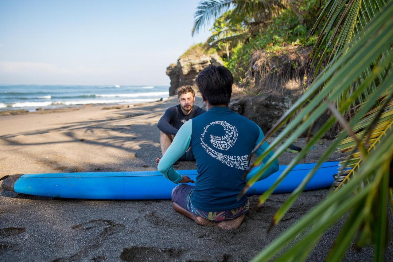 Seaside Tribe - Boutique Surf Stay & Retreat Tanah Lot Esterno foto
