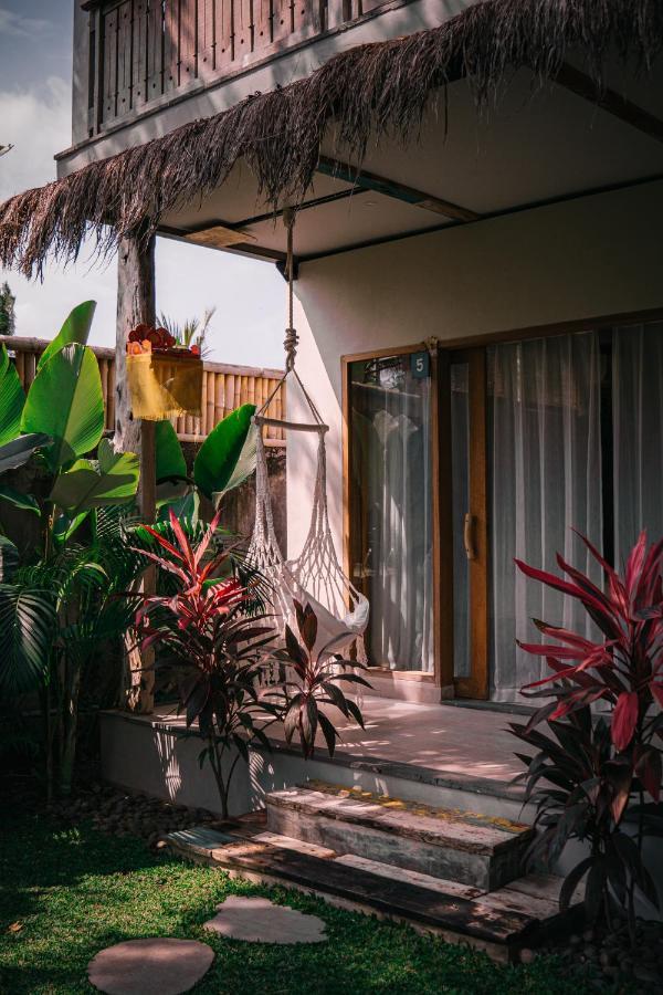Seaside Tribe - Boutique Surf Stay & Retreat Tanah Lot Esterno foto
