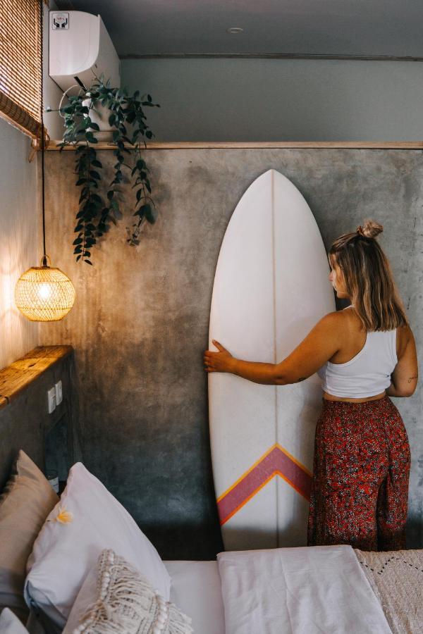 Seaside Tribe - Boutique Surf Stay & Retreat Tanah Lot Esterno foto