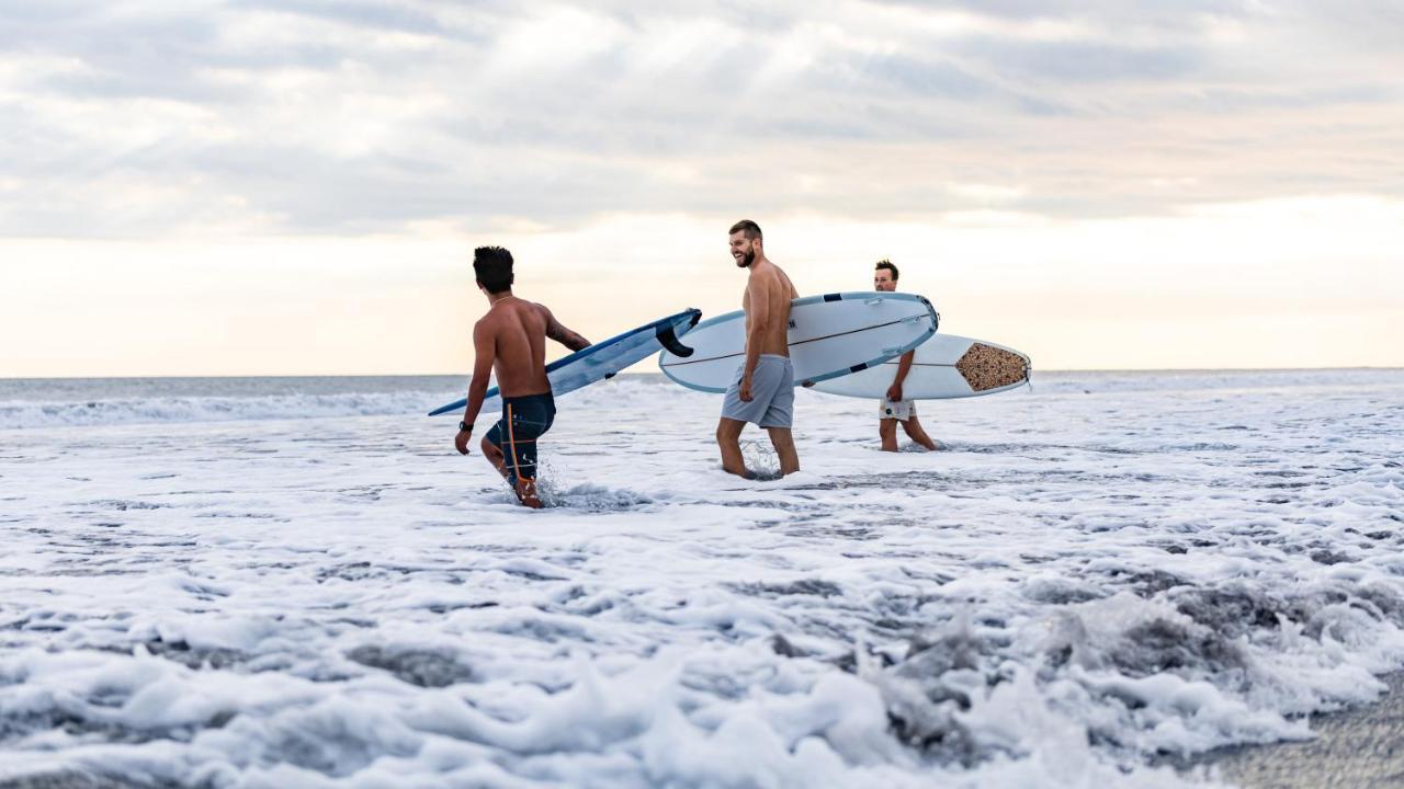 Seaside Tribe - Boutique Surf Stay & Retreat Tanah Lot Esterno foto